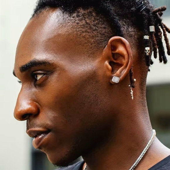 Hip Hop Rock Ear Stud Earrings for Men Iced Out Cubic Zirconia Bling - Picture 3 of 5